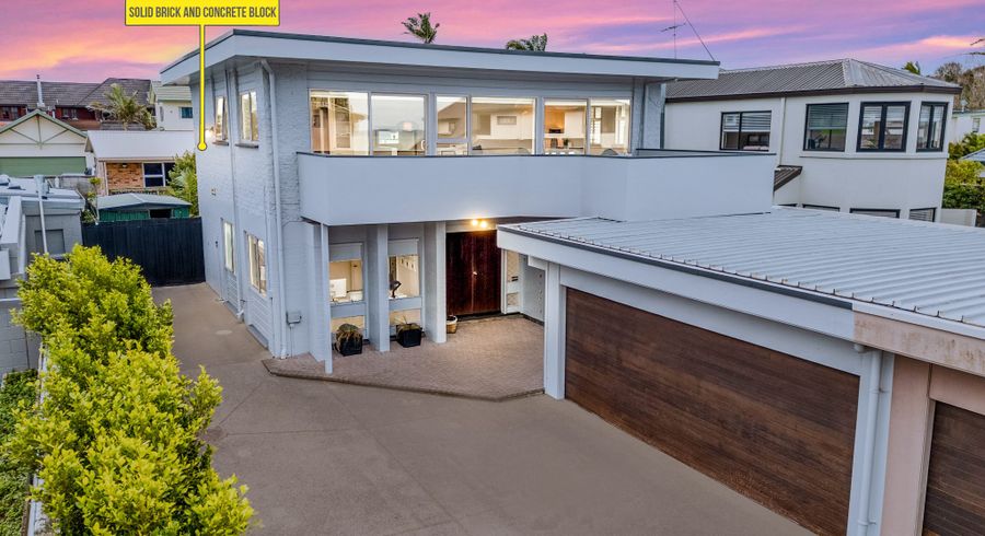  at 2/15 The Esplanade, Eastern Beach, Manukau City, Auckland