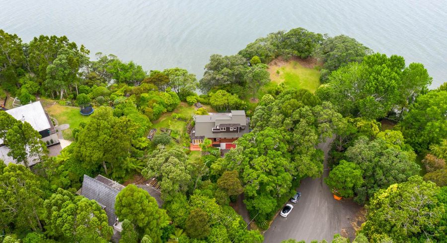 at 810 South Titirangi Road, Titirangi, Auckland