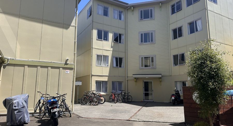  at 4 Sussex Street, Mount Cook, Wellington, Wellington