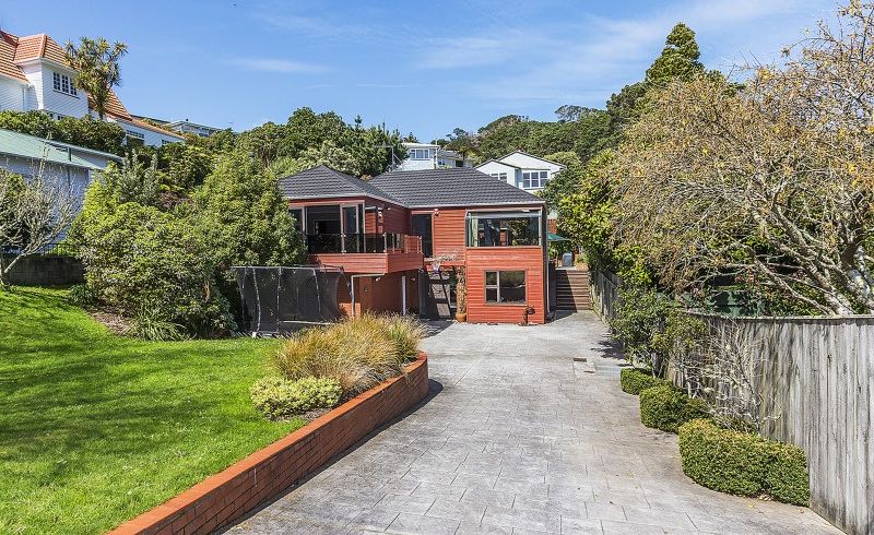  at 25 Plymouth Street, Karori, Wellington