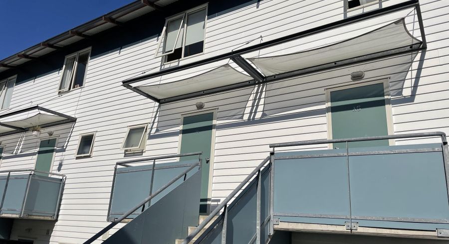  at A6/20 Ian Marwick Place, Birkenhead, North Shore City, Auckland