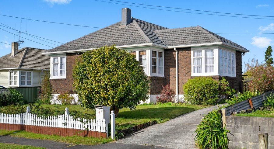  at 4 Denz Street, Maeroa, Hamilton