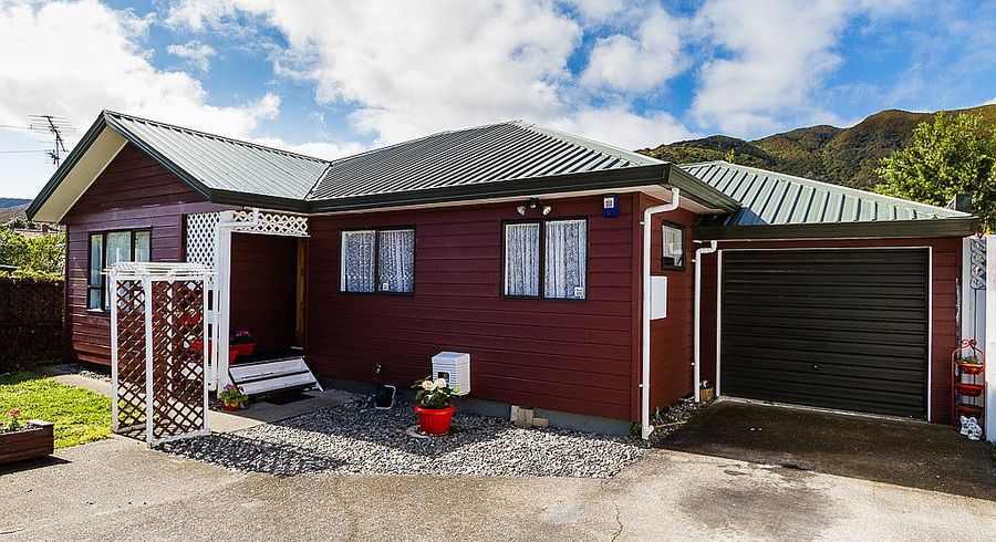  at 2/9 GODLEY ST, Waterloo, Lower Hutt
