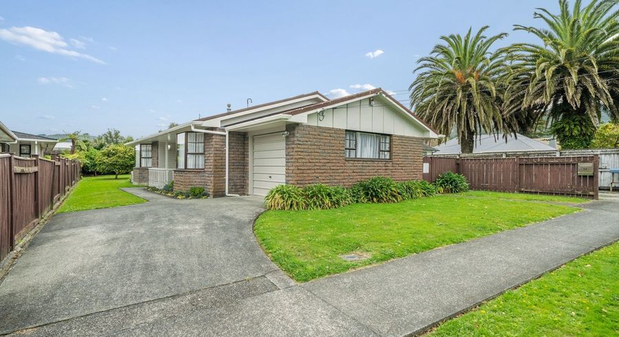  at 14 Rawhiti Street, Stokes Valley, Lower Hutt, Wellington