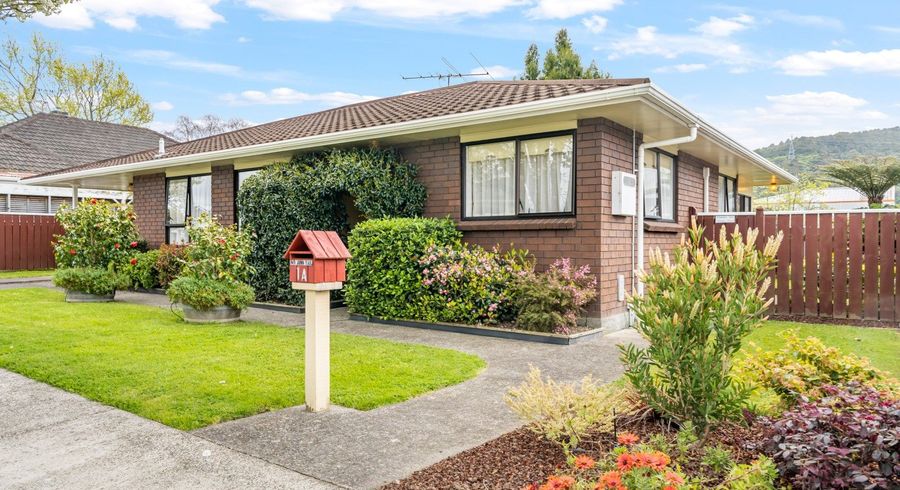  at 1A Oak Street, Ebdentown, Upper Hutt