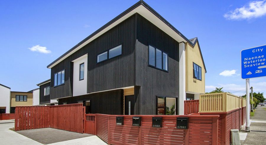  at 2/892 High Street, Avalon, Lower Hutt