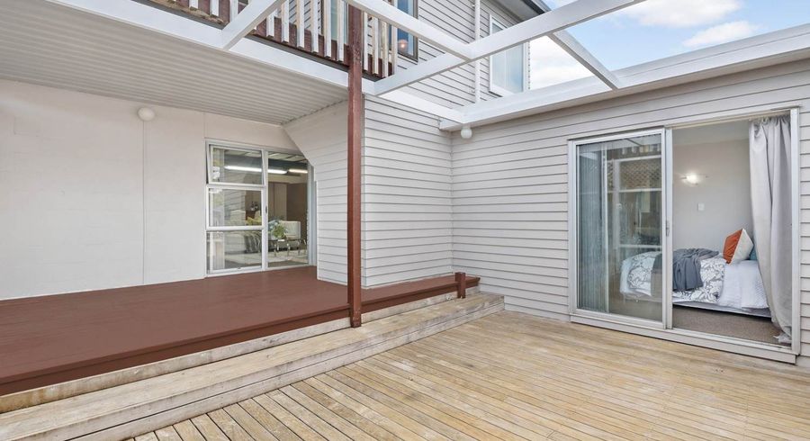  at 38 Edgeworth Road, Glenfield, North Shore City, Auckland