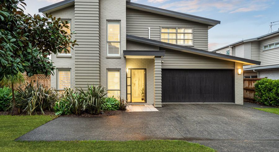  at 82 Ngahue Drive, Stonefields, Auckland