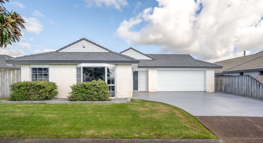  at 37 Bob Charles Drive, Golflands, Manukau City, Auckland