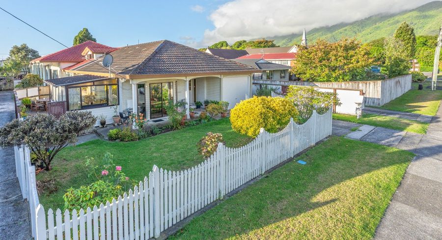  at 51 Ngaio Road, Waikanae