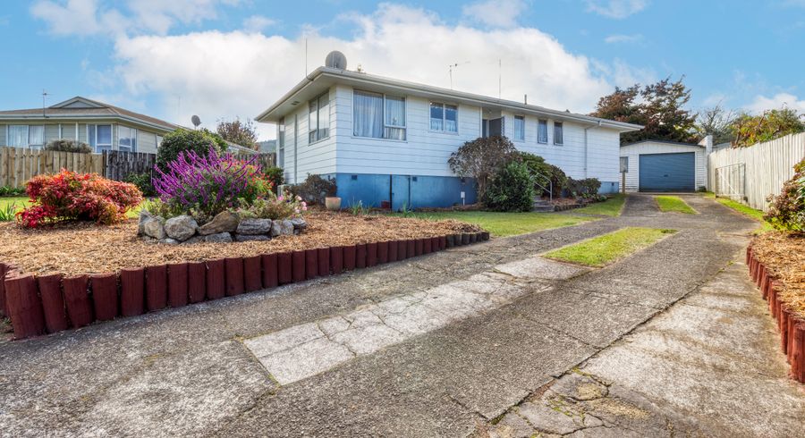  at 10 Jade Place, Pukehangi, Rotorua