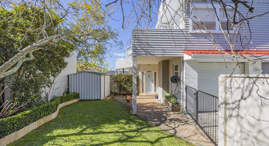  at 4 Simkin Avenue, Saint Johns, Auckland City, Auckland