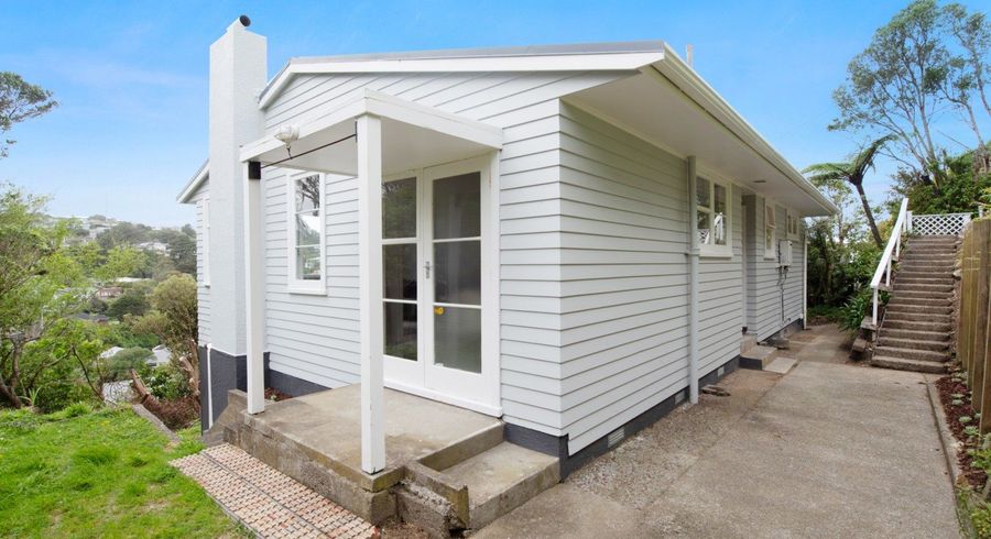  at 135 Ruskin Road, Newlands, Wellington, Wellington