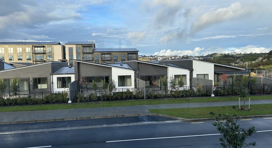  at 2/8 Unga Place, Beachlands, Manukau City, Auckland