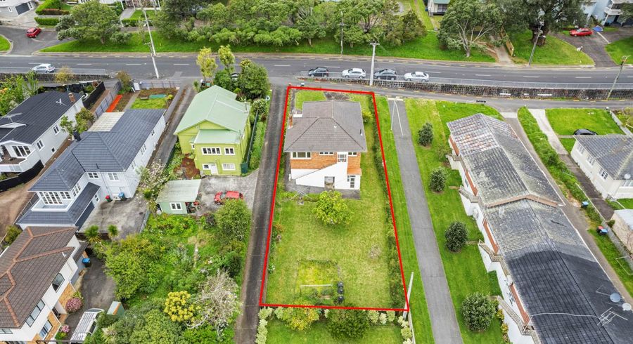  at 18 Parau Street, Mount Roskill, Auckland