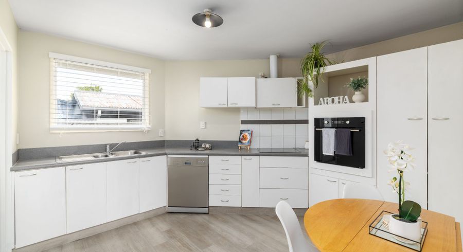  at 2/17 Seddon Street, Sydenham, Christchurch