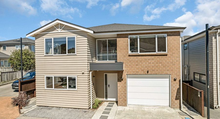  at 16 Fishwicke Lane, Albany, North Shore City, Auckland