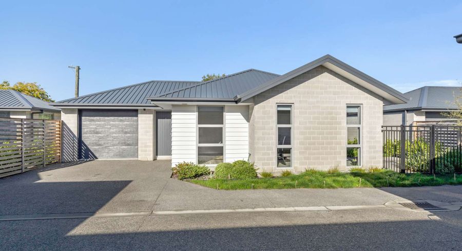  at 8/3 Nyoli Street, Northcote, Christchurch