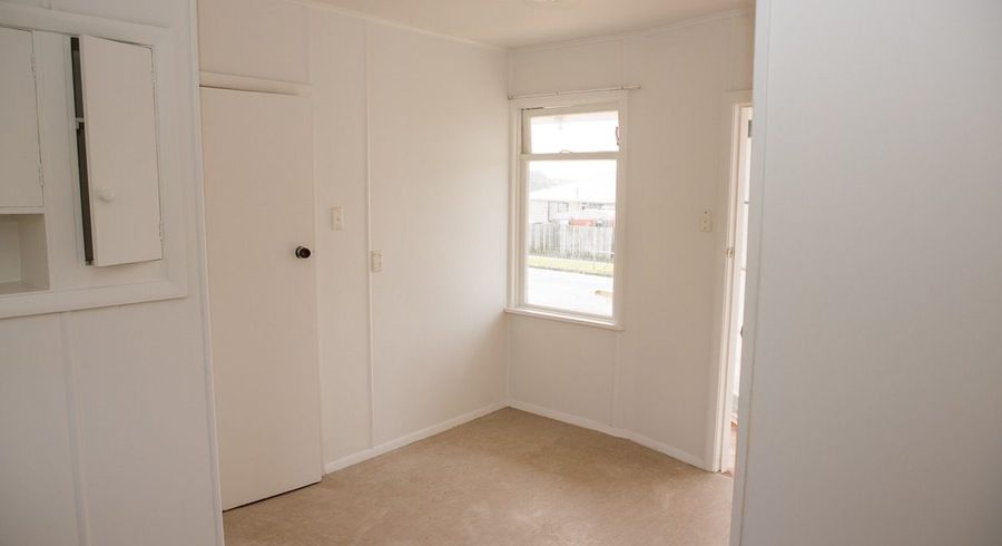  at 52  Leicester Street, Cannons Creek, Porirua, Wellington