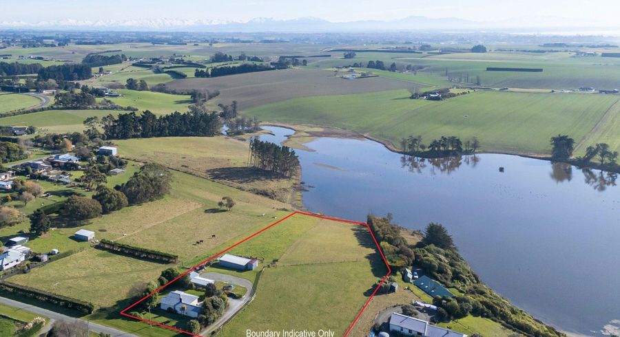  at 51 Lagoon Drive, Normanby
