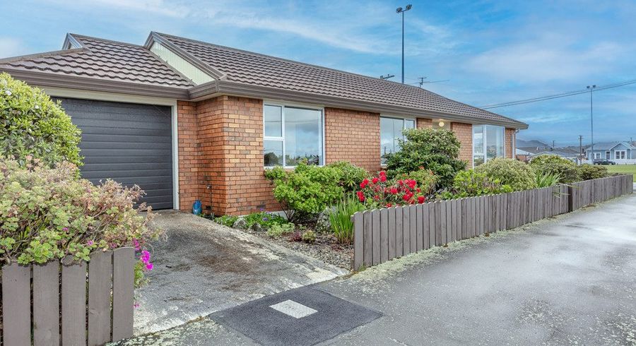  at 8 Hardy Street, Saint Kilda, Dunedin