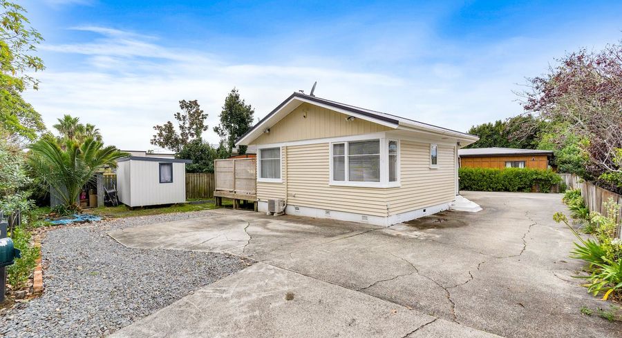 at 24 Howard Hunter Avenue, Saint Johns, Auckland