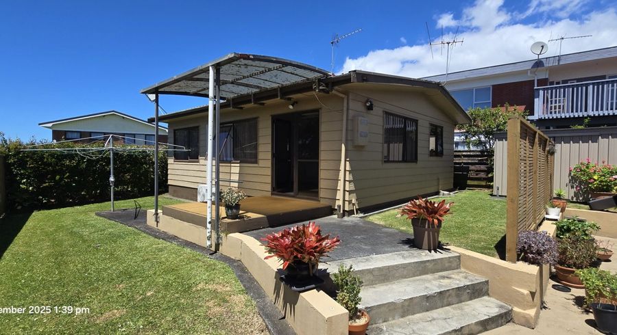  at 82b Gossamer Drive, Pakuranga Heights, Manukau City, Auckland