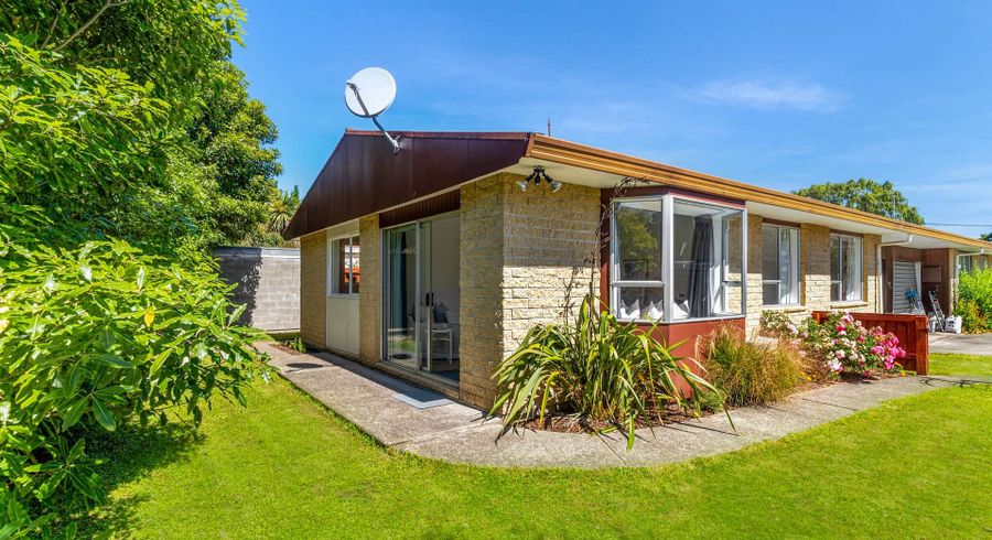  at 2/170 Sawyers Arms Road, Bishopdale, Christchurch