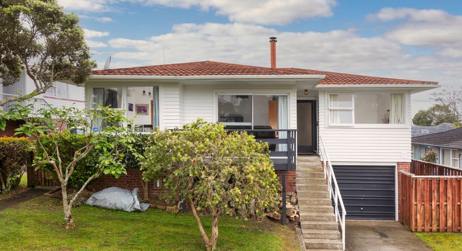  at 9 Pasteur Place, New Windsor, Auckland