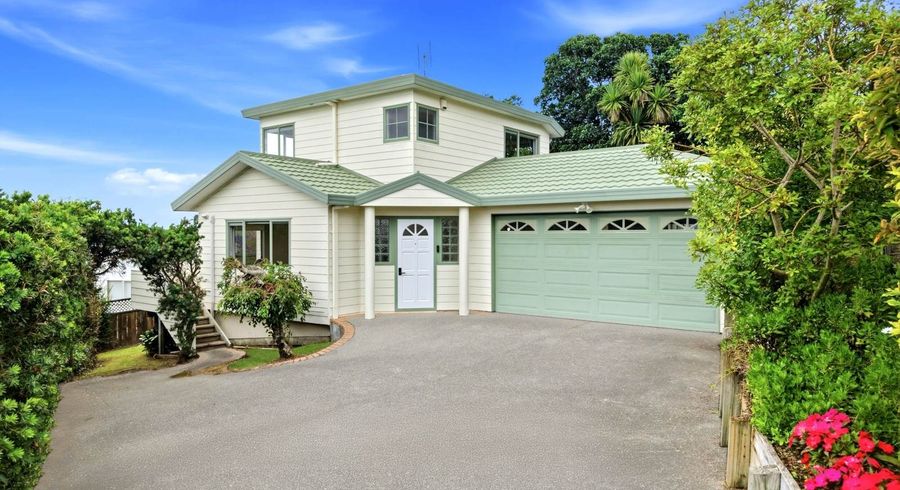  at 2/6 Mossop Rise, Glenfield, North Shore City, Auckland