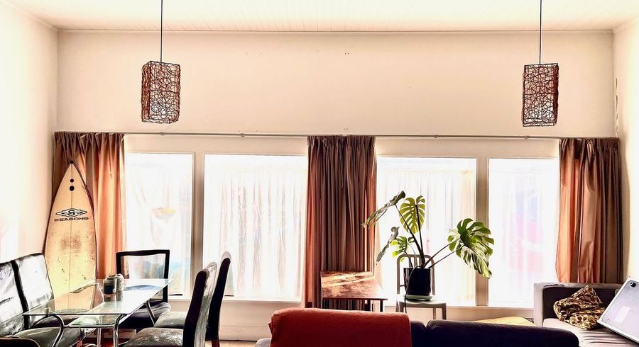  at Lyall Bay, Wellington, Wellington