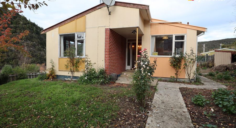  at 38B Village Loop Road, Waipori Falls, Outram