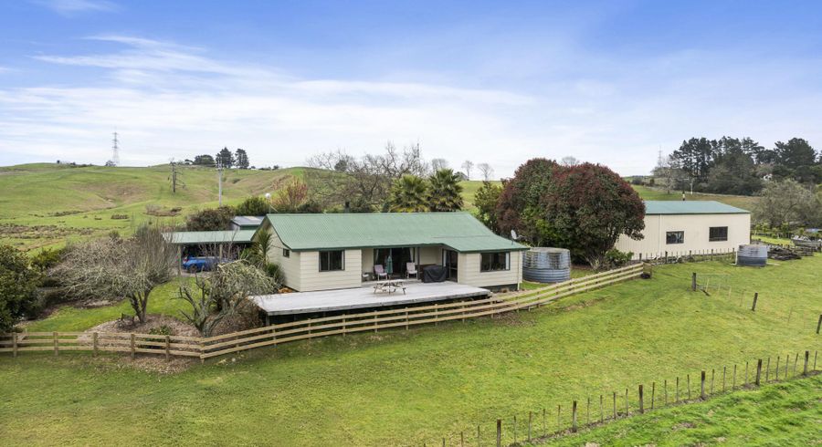  at 964 Churchill Road, Tuakau