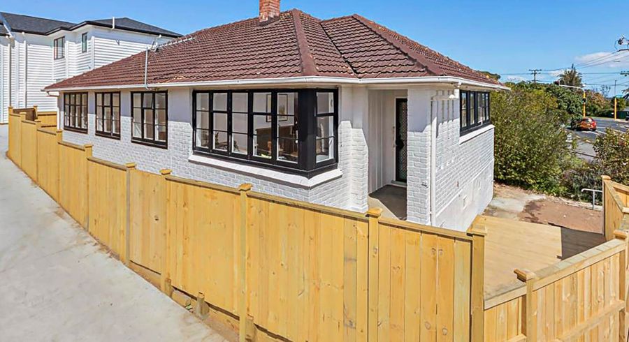  at 204 Blockhouse Bay Road, Avondale, Auckland City, Auckland