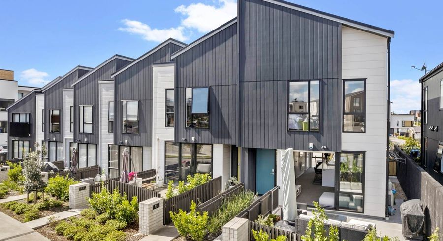  at 22 Nugget Avenue, Hobsonville, Waitakere City, Auckland