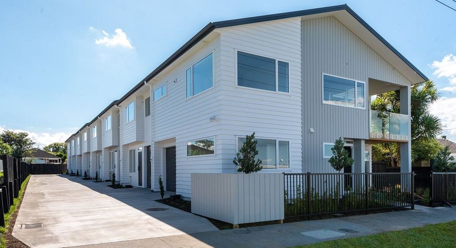  at 2/27 Dunkirk Road, Panmure, Auckland City, Auckland