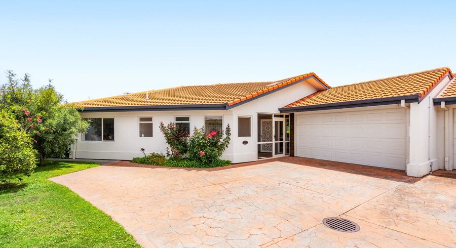  at 11B Cheval Place, Taradale, Napier