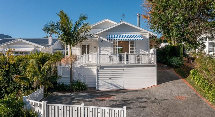  at 54 Wairoa Road, Devonport, North Shore City, Auckland
