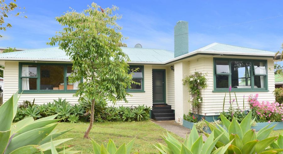  at 8 Hilltop Avenue, Morningside, Whangarei