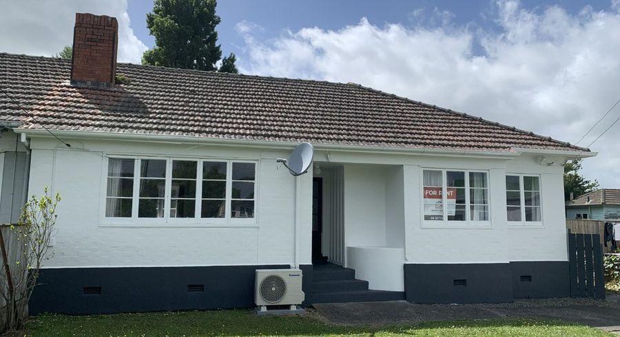  at 9 Bell Street, Otaki