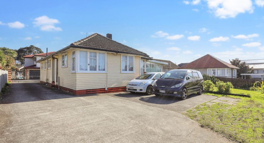  at 70 Swaffield Road, Papatoetoe, Auckland