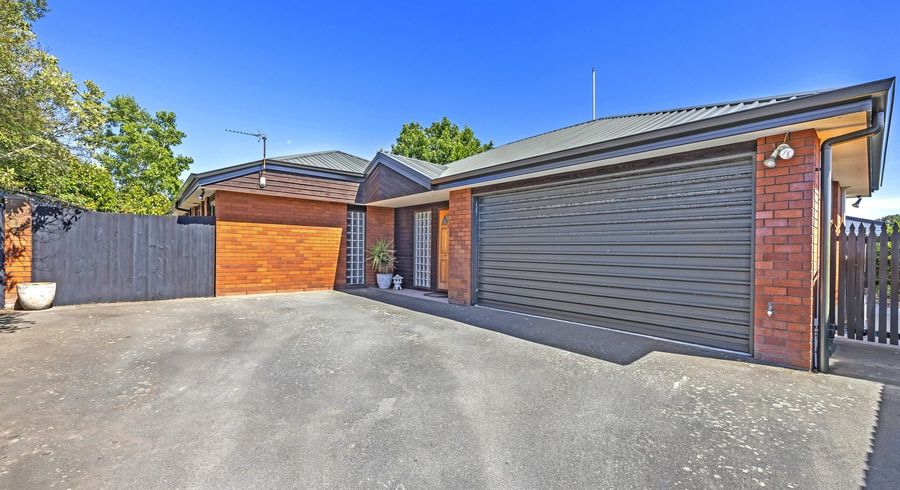  at 11 Giles Place, Shirley, Christchurch City, Canterbury