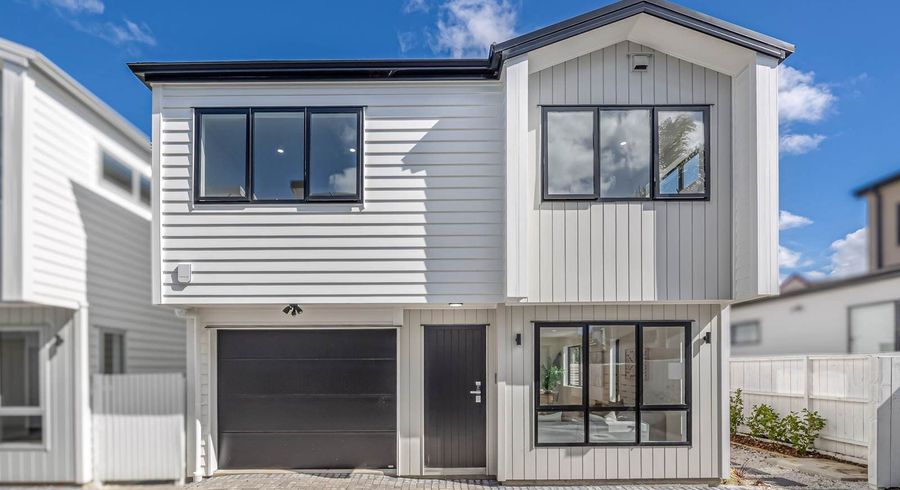  at 9E Glennandrew Drive, Bucklands Beach, Manukau City, Auckland