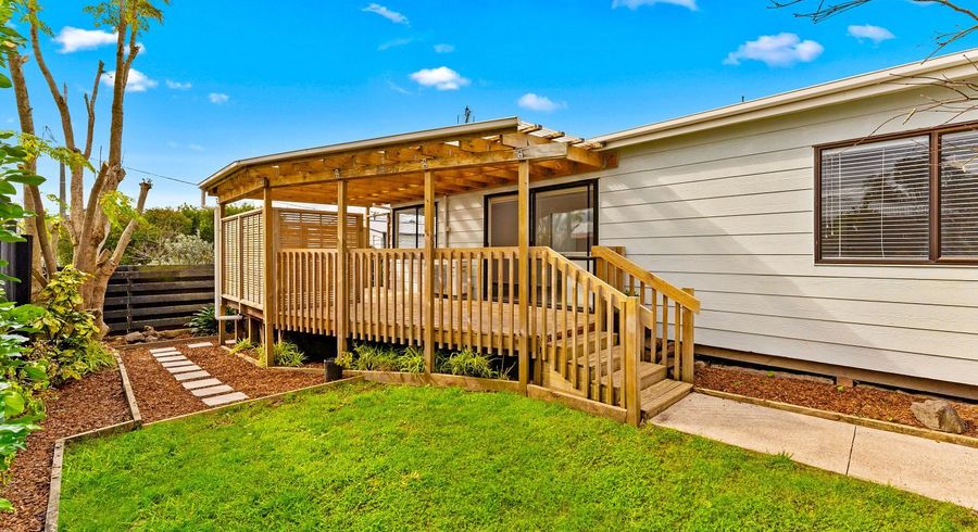  at 2/222 Birkdale Road, Birkdale, North Shore City, Auckland