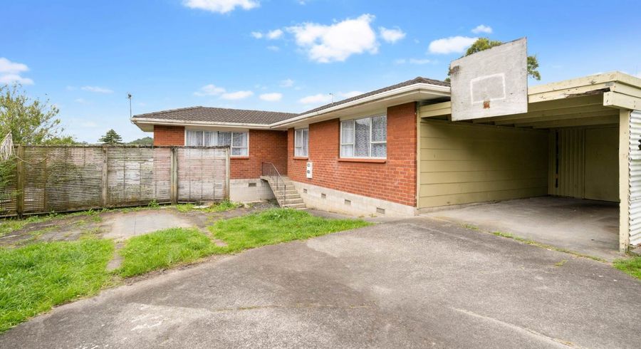  at 7 Surman Place, Glen Eden, Waitakere City, Auckland