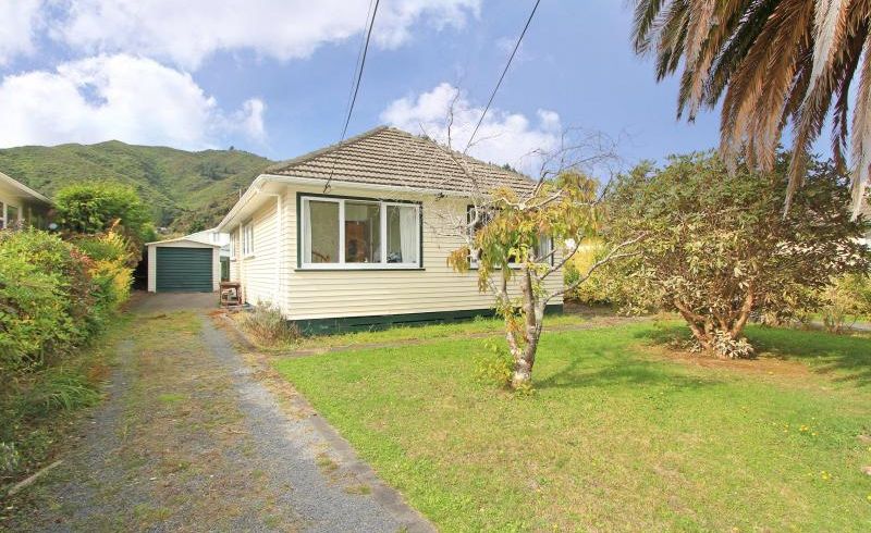 at 20 Frederick Street, Wainuiomata, Lower Hutt