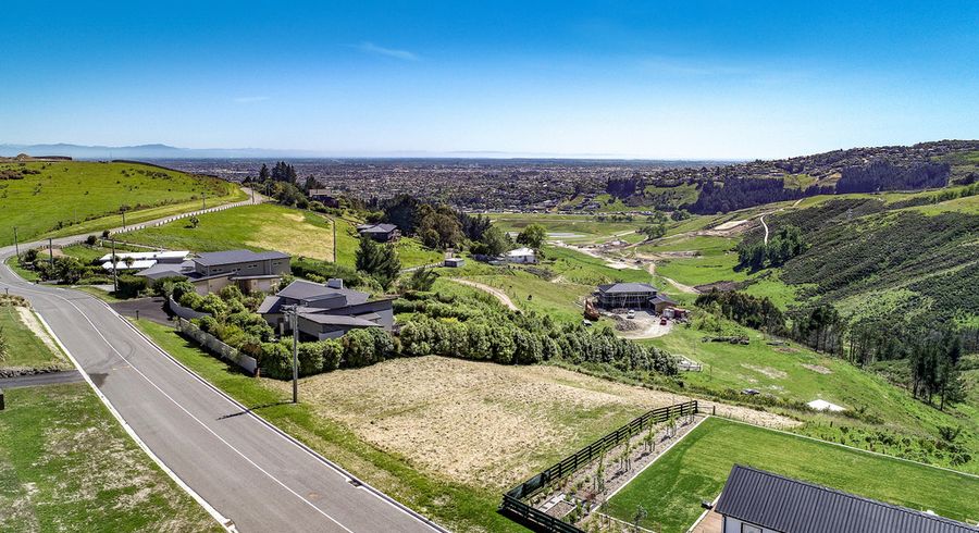  at 335D Worsleys Road, Cracroft, Christchurch