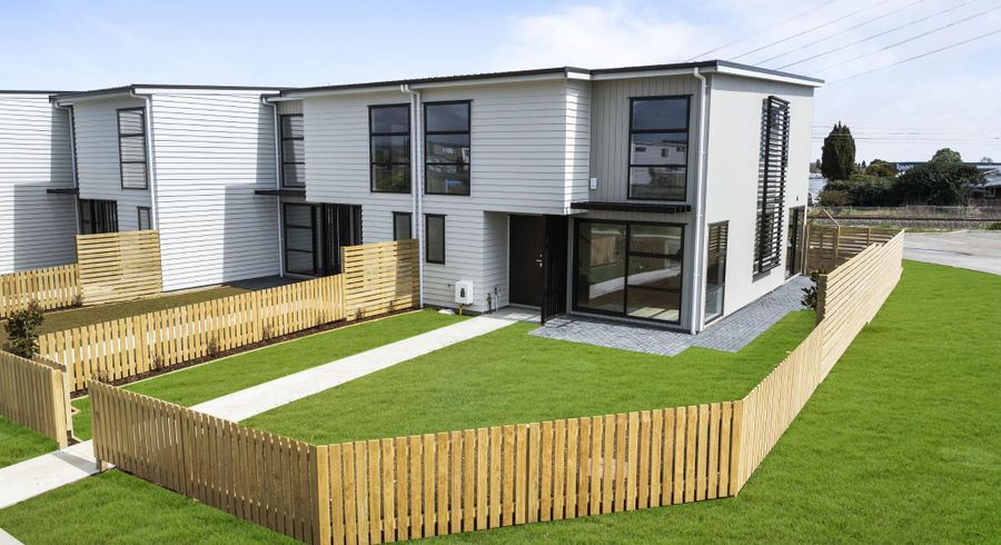  at 33 Karikari Crescent, Takanini, Papakura, Auckland