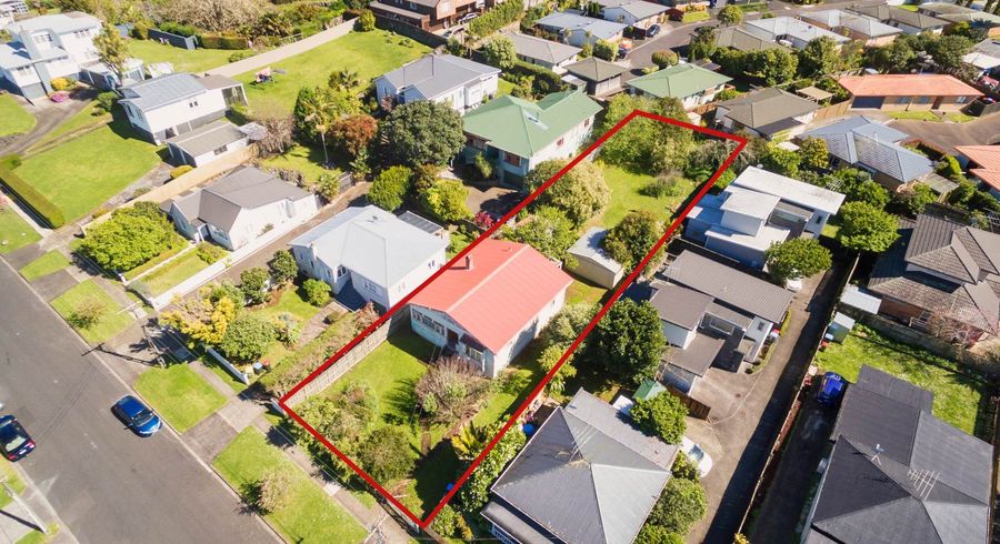  at 36 Heretaunga Avenue, Onehunga, Auckland