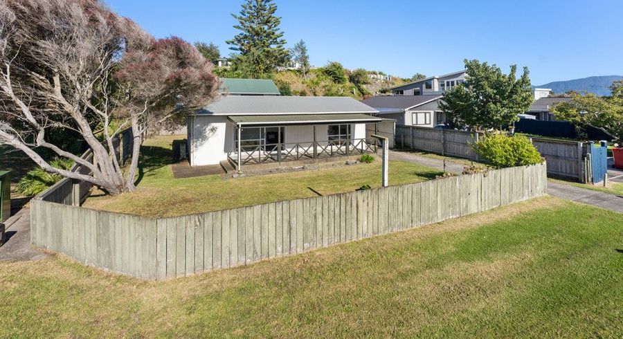  at 30 Donovan Road, Paraparaumu Beach, Kapiti Coast, Wellington